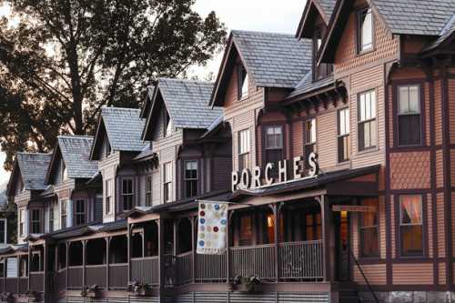 Porches Inn 001